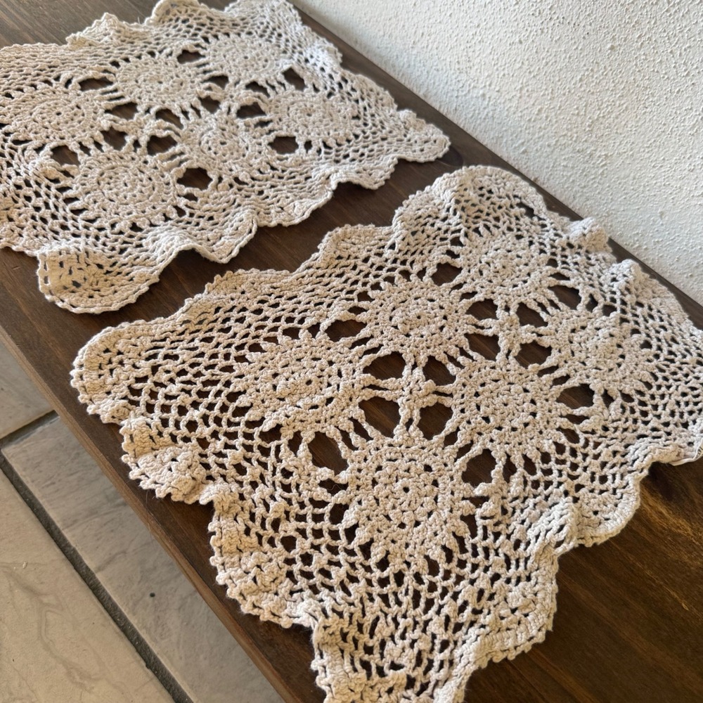 2pc Vintage Ecru Crochet Lace Placemats Ramie Cotton Scalloped